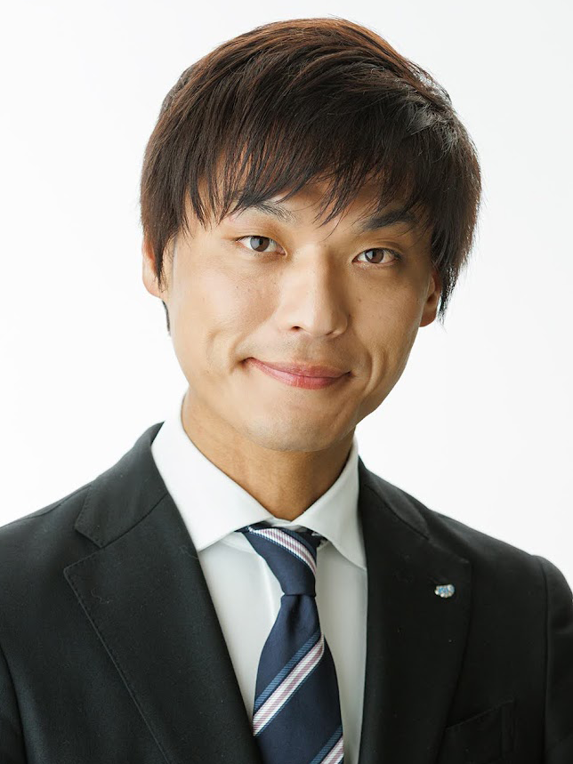 <p>四国地区担当常任理事<br />
大前　裕也</p>
